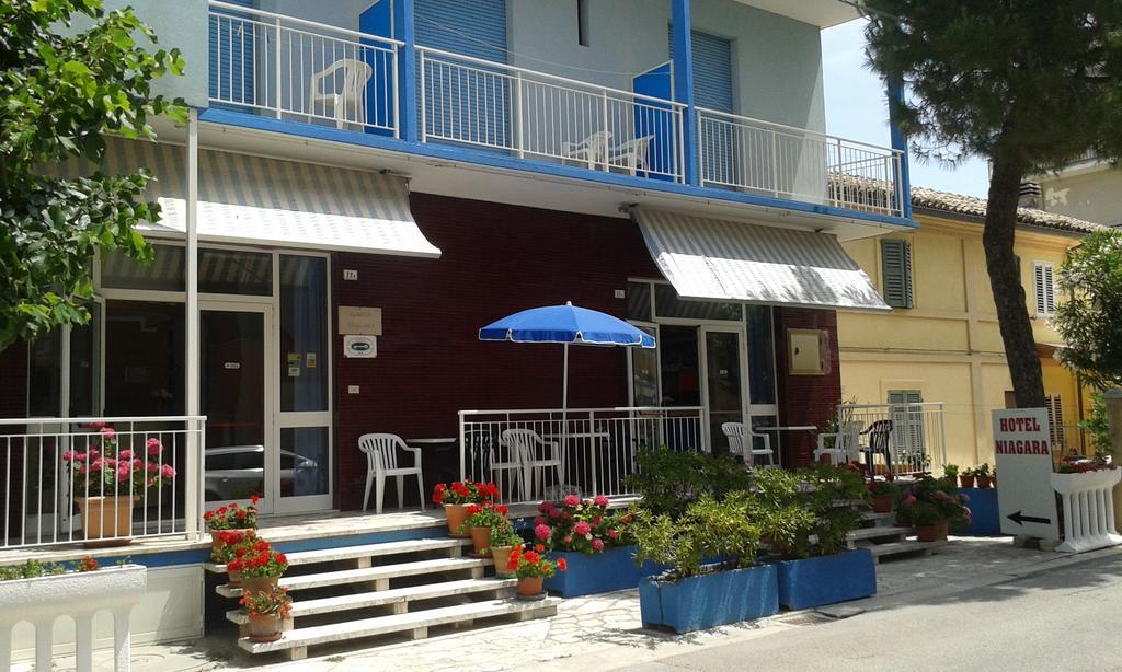 Hotel Niagara Marotta Dış mekan fotoğraf