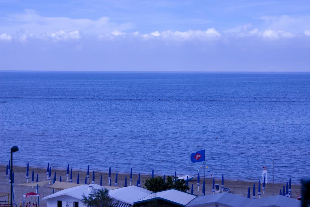 Hotel Niagara Marotta Dış mekan fotoğraf